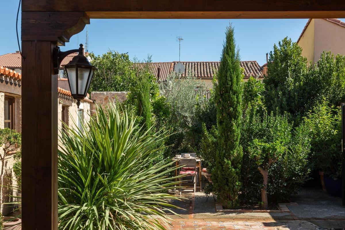 Beautiful Alamedas - Una Casa Rural Con Una Historia Unica Castronuno Exterior photo