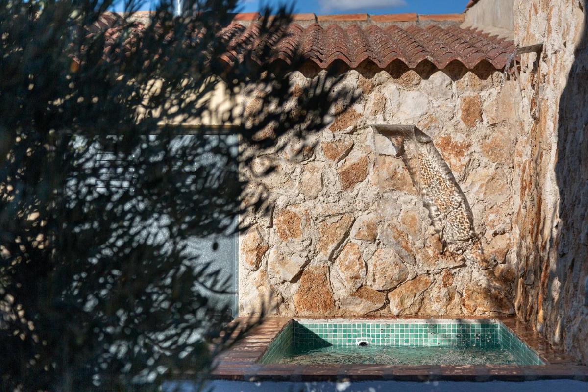 Beautiful Alamedas - Una Casa Rural Con Una Historia Unica Castronuno Exterior photo